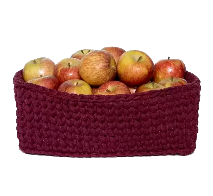 cesta com maçãs